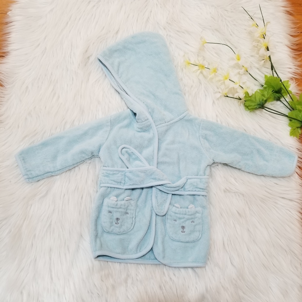 Carter's Hooded Bathrobe Light Blue Color For Babies 0-9 Months.